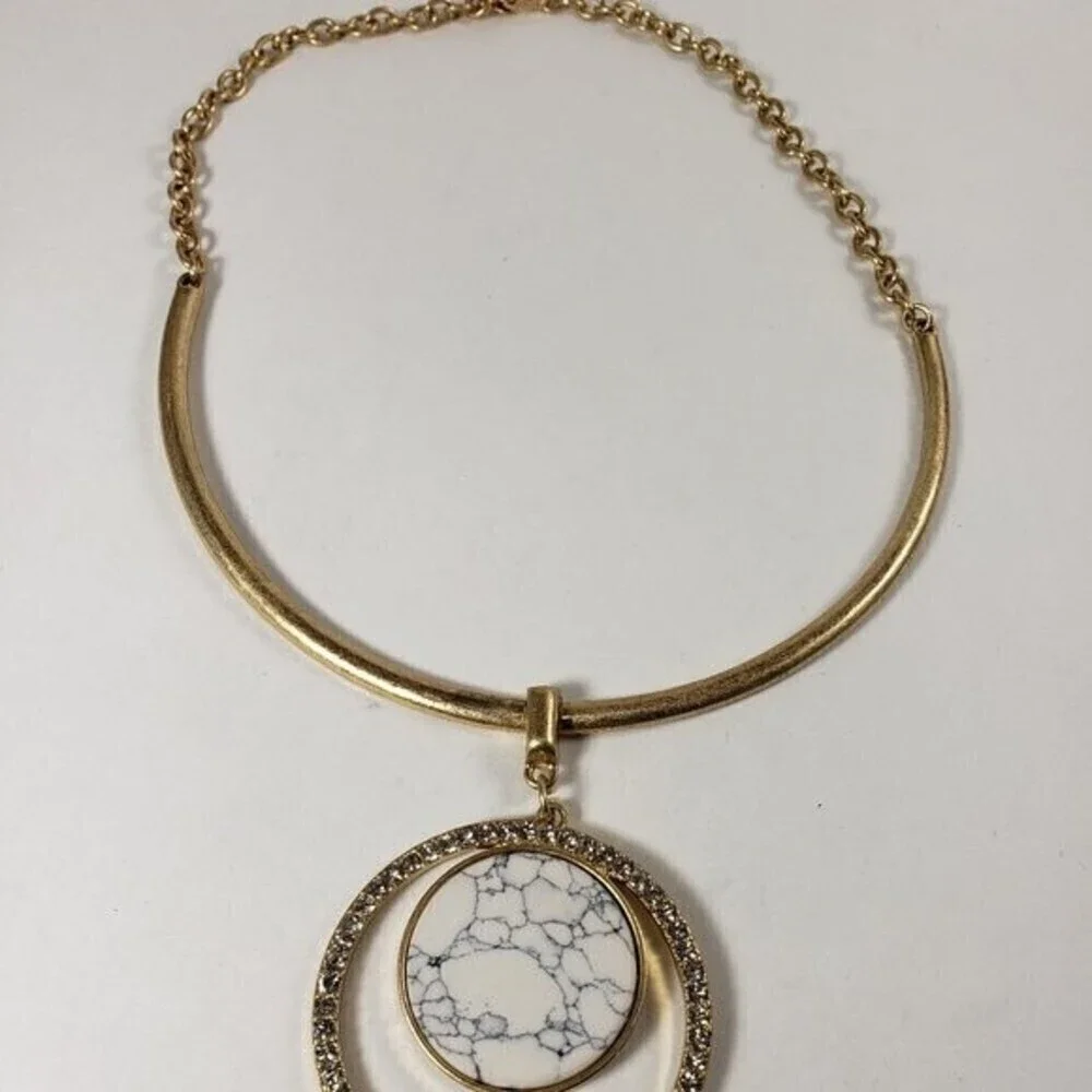 Gold Choker Necklace with Sparkly Crystal Hoop Round Rhinestone Pendant Jewelry